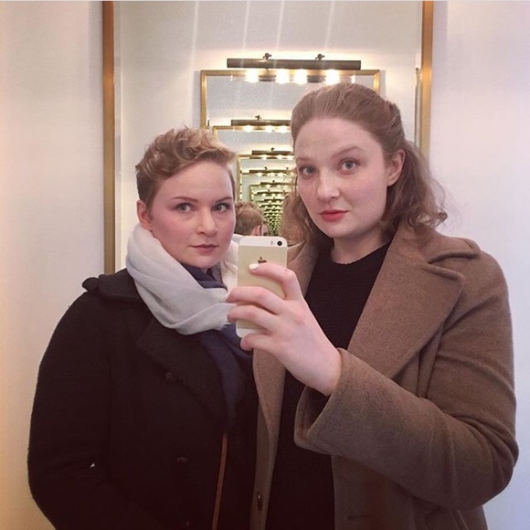 Meet your Posher, Emily - Picture 4 of 4